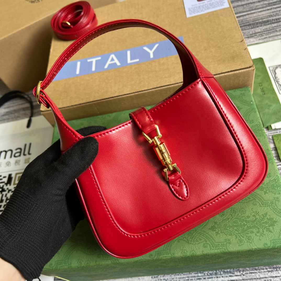 VS JACKIE MINI 19 SHOULDER BAG IN CHERRY RED CALFSKIN