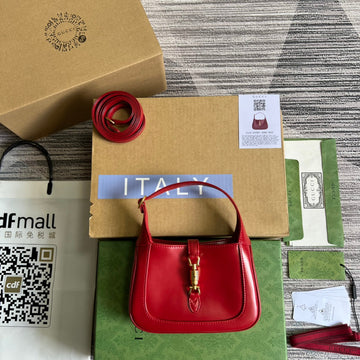 VS JACKIE MINI 19 SHOULDER BAG IN CHERRY RED CALFSKIN