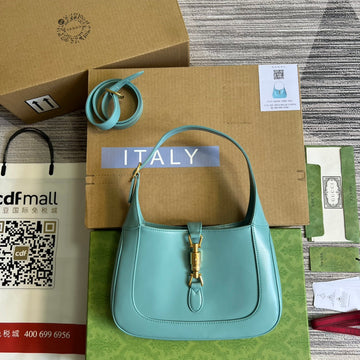 VS JACKIE SMALL 28 SHOULDER BAG IN BLUE PASTEL CALFSKIN