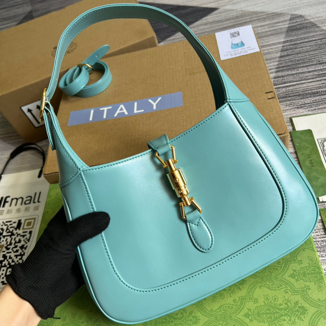 VS JACKIE SMALL 28 SHOULDER BAG IN BLUE PASTEL CALFSKIN