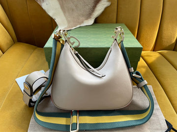 VS ATTACHE 23 SMALL SHOULDER BAG BEIGE CALFSKIN