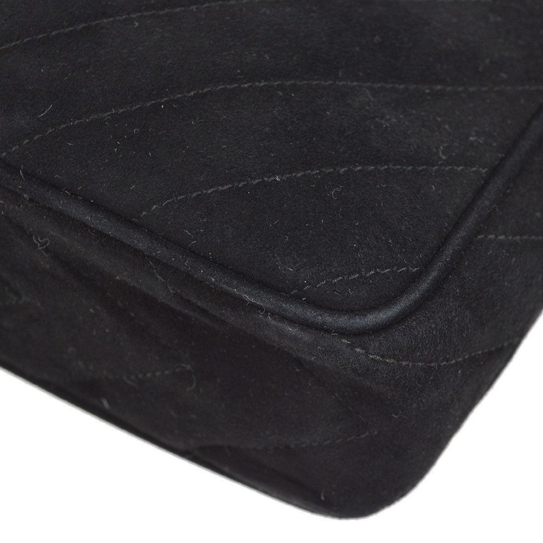 CHANEL 1991-1994 Small Diamond Camera Bag