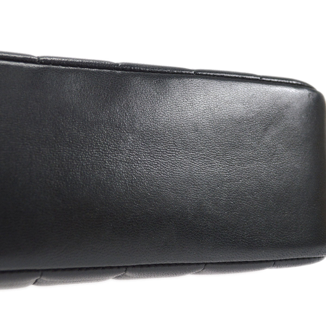 CHANEL 1991-1994 Small Vertical Border Flap