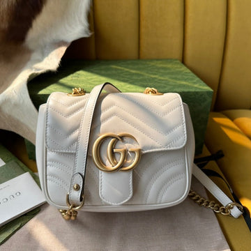 VS MARMONT MINI 18 HANDBAG IN WHITE CALFSKIN