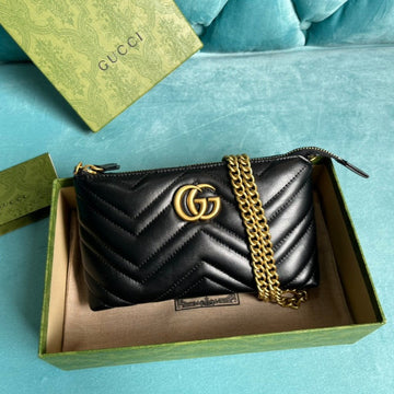 VS MARMONT MINI 22 HANDBAG IN BLACK CALFSKIN