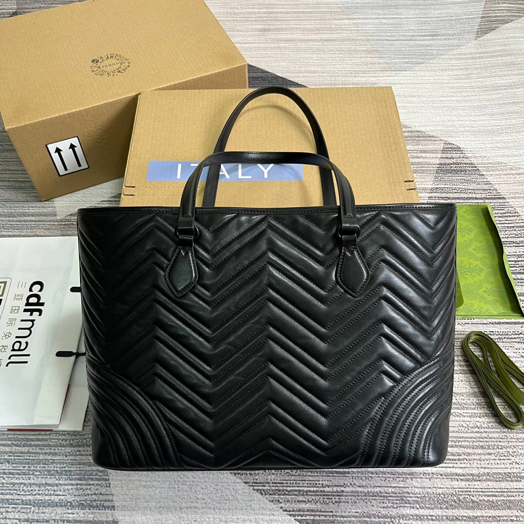 VS MARMONT LARGE 38 TOTE IN BLACK CALFSKIN