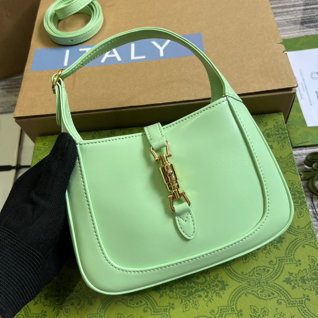 VS JACKIE MINI 19 SHOULDER BAG IN LIGHT GREEN CALFSKIN