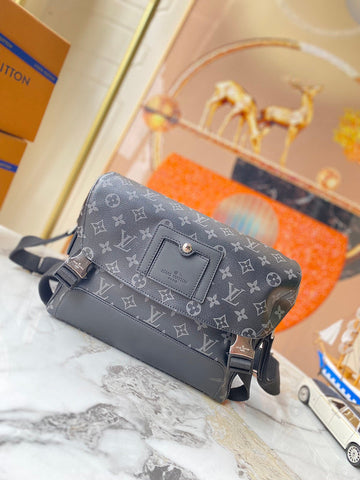 VS - GUKI Women Bags - 1933