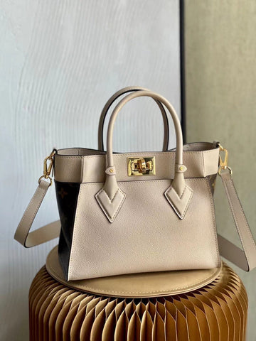 LOV2 Bags - Luxurious Bags  1040
