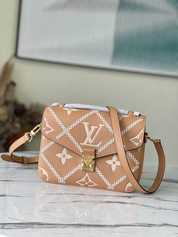 VS - GUKI Women Bags - 2025