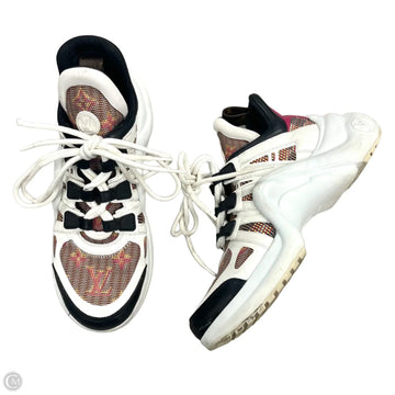 Shoes Luxury Designer By Louis Vuitton In Pink & White, Size: 6.5