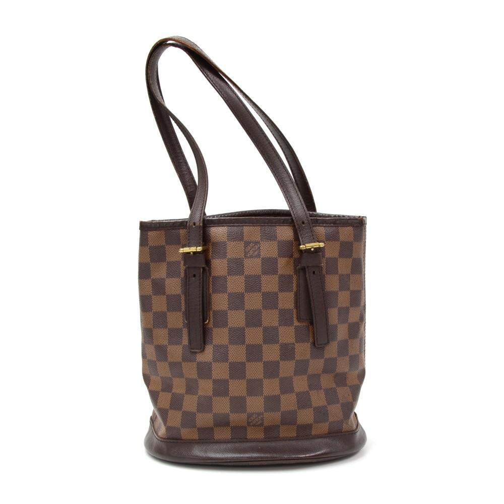Louis Vuitto Marais Shoulder Bag
