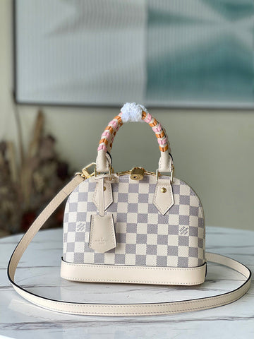 VS Fashion Lu-Vi bags - 695