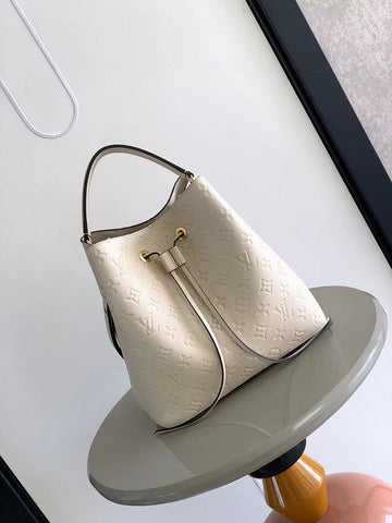 VS - LOV Women Bag - 1884