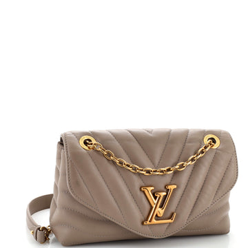 Louis Vuitton New Wave Chain Bag NM Quilted Leather MM