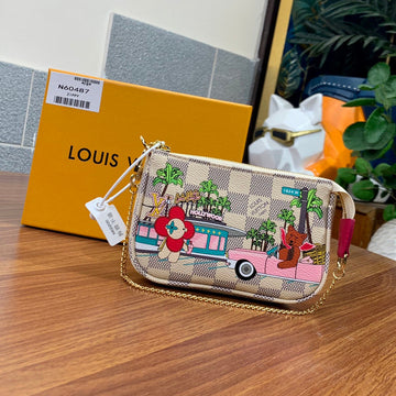 VS - LOV Wallets - 542