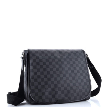 Louis Vuitton Daniel Messenger Bag Damier Graphite MM