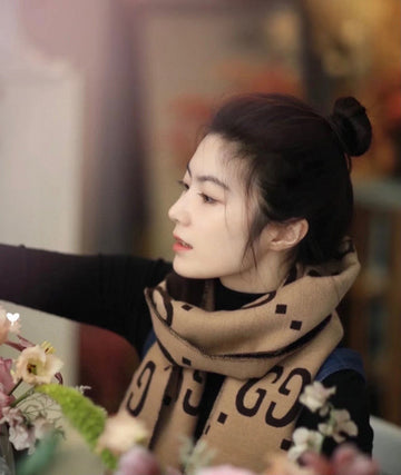 VS - GUKI Scarf - 110