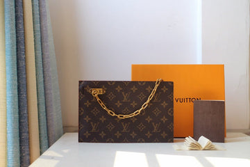 VS Fashion Lu-Vi bags - 1990