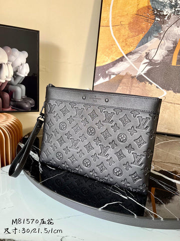 VS - LOV Women Bag - 1101