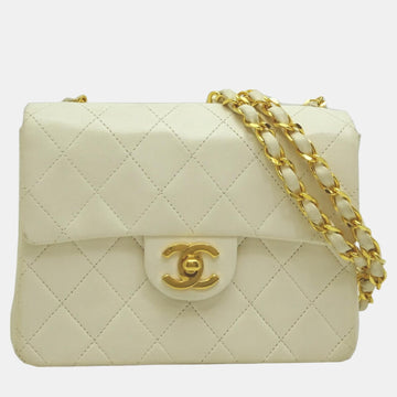 White Lambskin Matelasse Chain Shoulder Bag