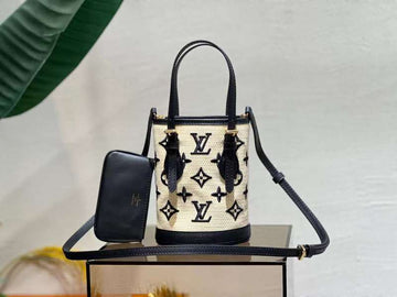 LOV2 Bags - Luxurious Bags  023