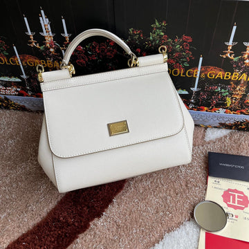 CS - DAG Bags - 030