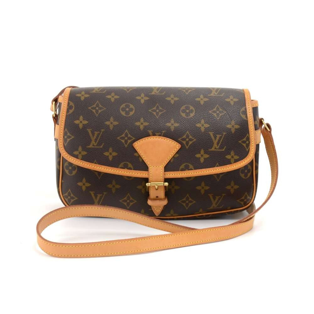 Louis Vuitto Sologne Monogram Canvas Shoulder Bag