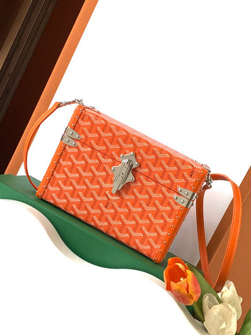 VS - GYO Bags - 360