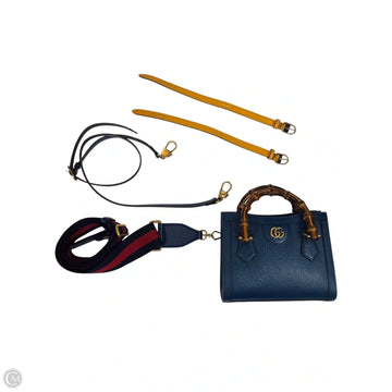 Handbag Luxury Designer By Gucci, Size: Small