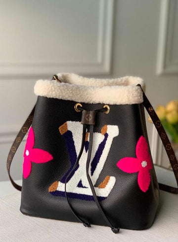 VS Luxury - LOV Bags - 2570
