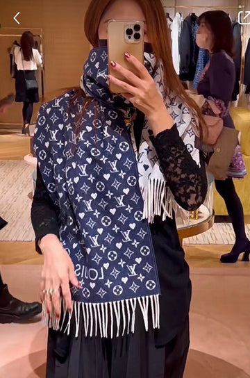 VS - LOV Scarf - 004