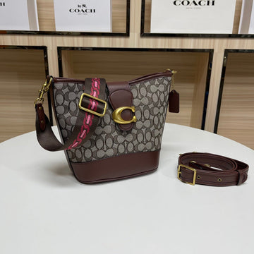 VS - CAH Bags - 745