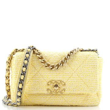 19 Flap Bag Quilted Tweed Medium