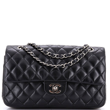 Vintage Classic Double Flap Bag Quilted Lambskin Medium