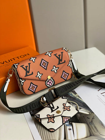 LOV2 Bags - Luxurious Bags  1421