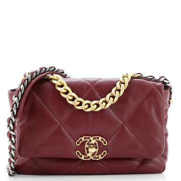 19 Flap Bag Quilted Leather Medium