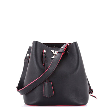 Lockme Bucket Bag Leather