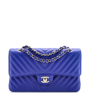 Classic Double Flap Bag Chevron Lambskin Medium