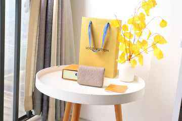 VS - LOV Wallet - 064