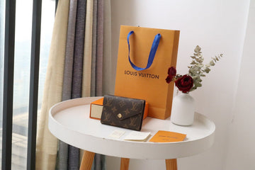 VS - LOV Wallet - 1385