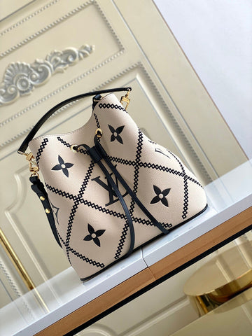 VS - LOV Women Bag - 3001
