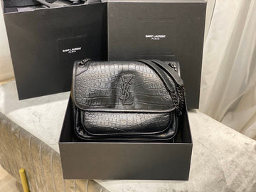 VS - Latest - 9579