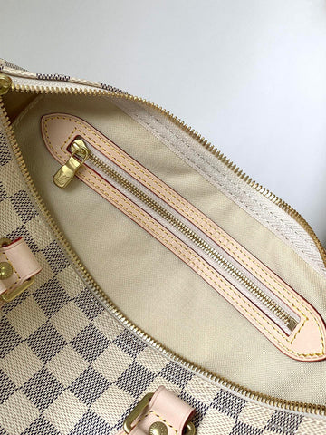 VS - LOV Women Bag - 2273