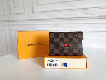 VS - LOV Wallets - 822