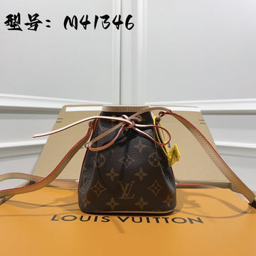 VS - LOV Women Bag - 1818