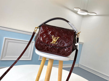 VS - Latest - 2725