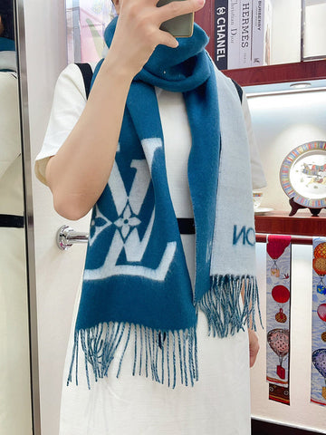 VS - LOV Scarf - 060