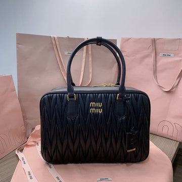 VS - MMU Bags - 024