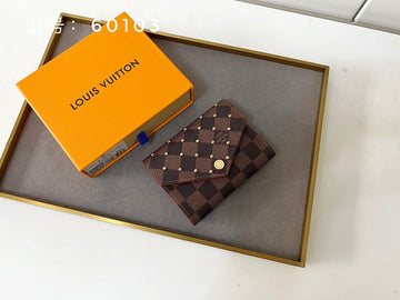 VS - LOV Wallets - 835